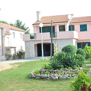 Sunny Punta Apartman